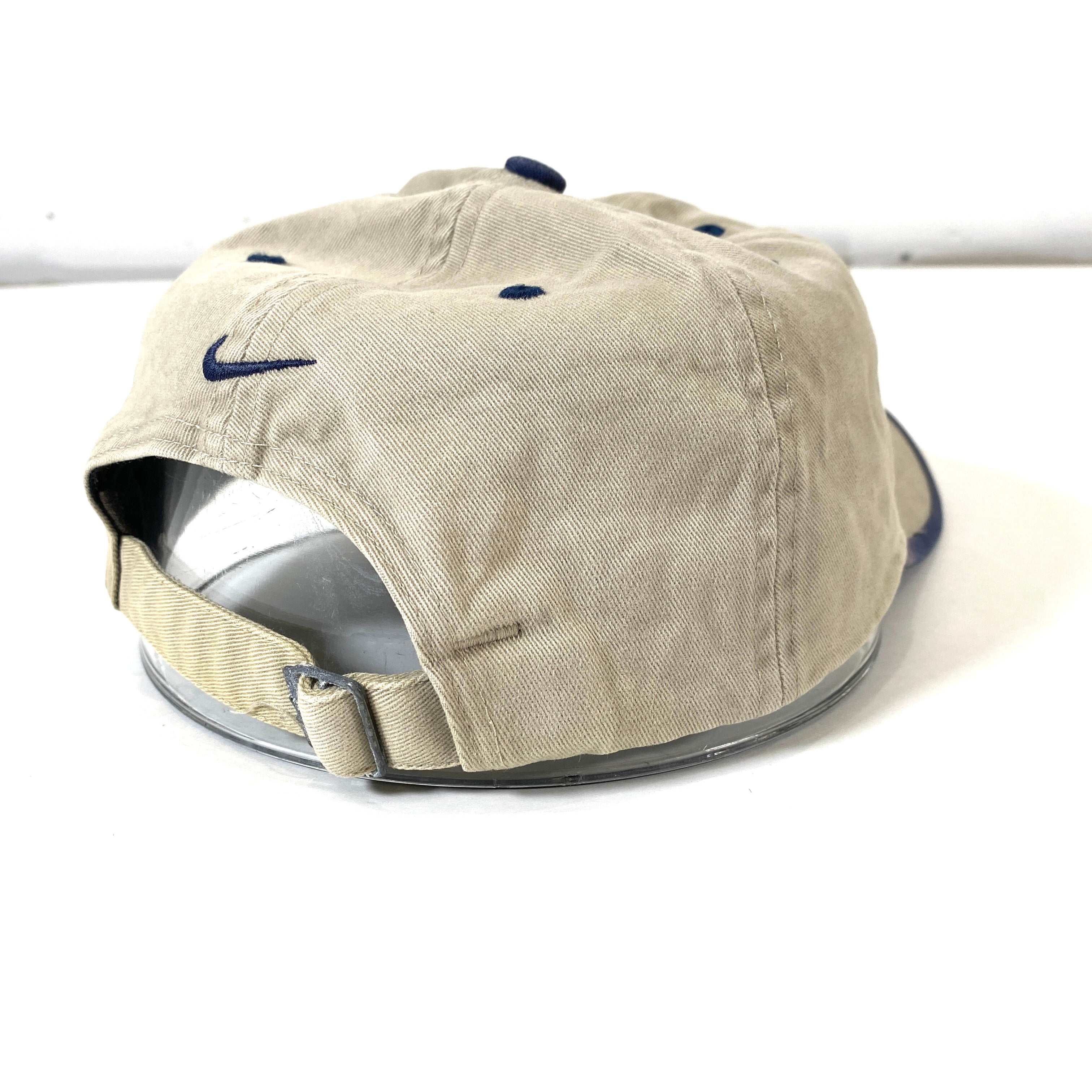 Vintage NIKE Golf Hat